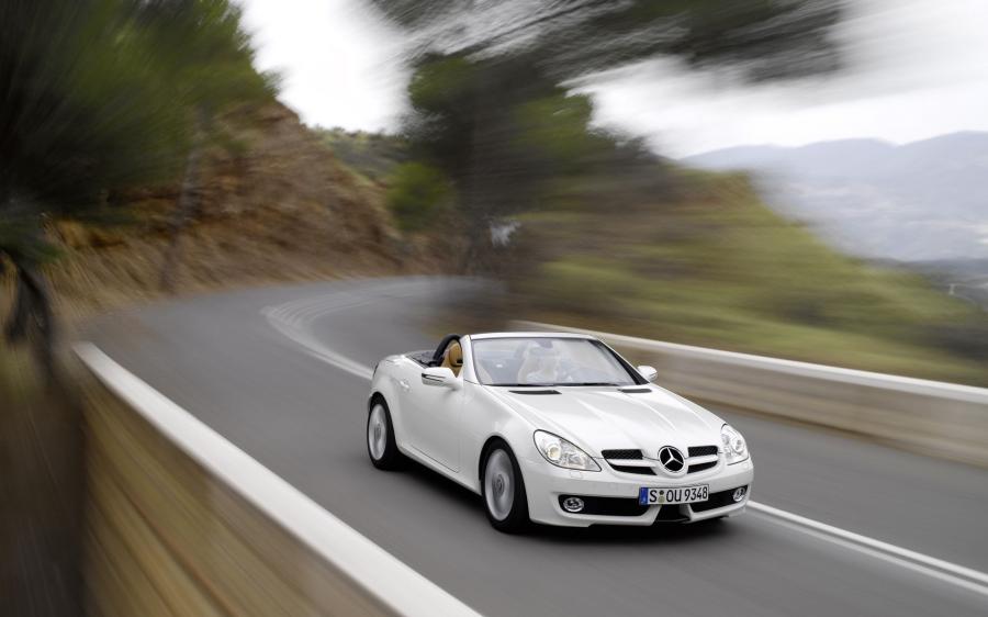  Mercedes-Benz SLK350 2009 года  (фото 10 из 28)